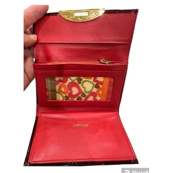 LOVCAT Paris Burgundy Heart Embossed Patent Leather Rhinestone Flap Wallet - Picture 6 of 8